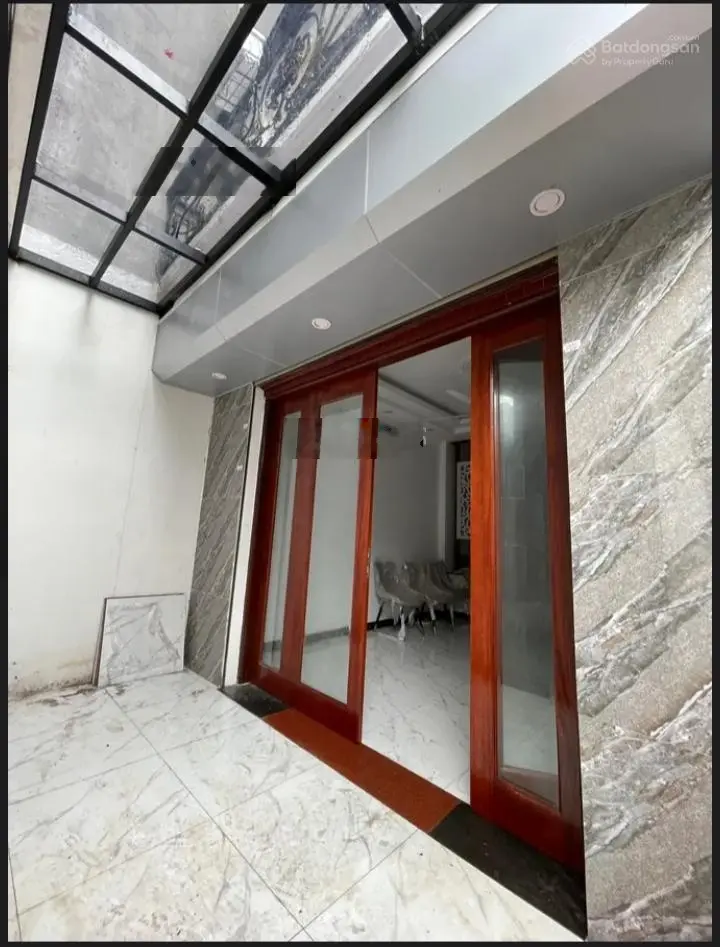 Bán nhà riêng tại Thạch Bàn, 6,295 tỷ, 48,5 m2, 3PN, 4WC, chính chủ, giá siêu hời