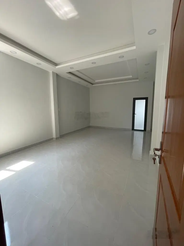 Bán nhà mặt phố Tạ Quang Bửu giá 12,7 tỷ VND tại Quận 8, Hồ Chí Minh ( thương lượng )