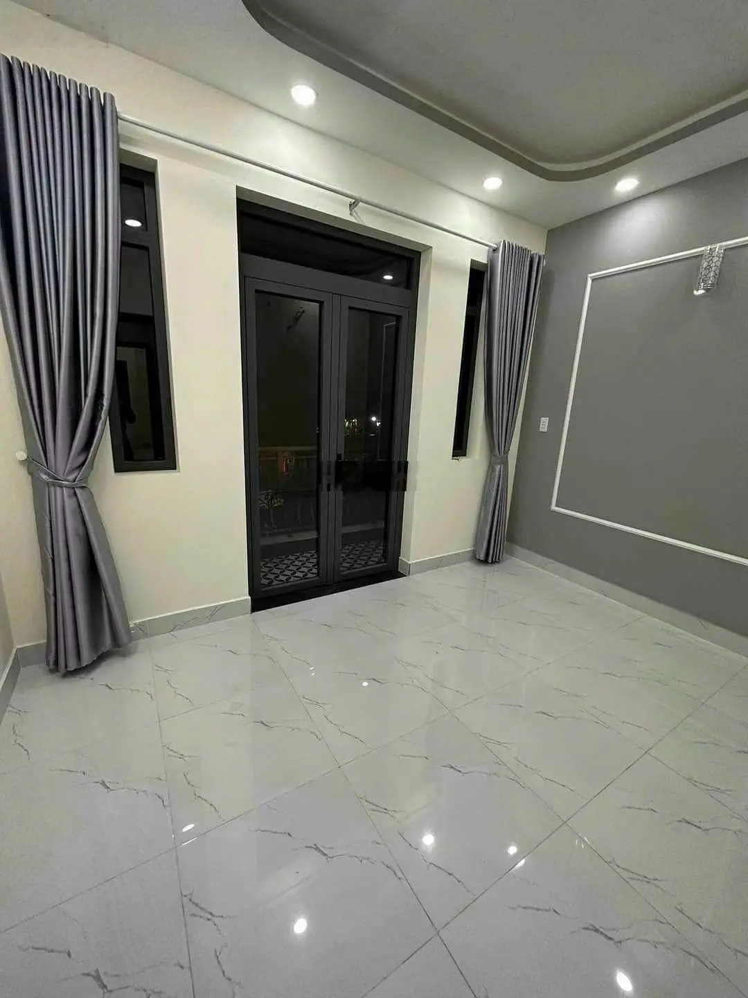 Chủ bán gấp nhà đường hoàng diệu, phường 13, quận 4, 52m2. Gọi ngay: 0787258309 (Mai)