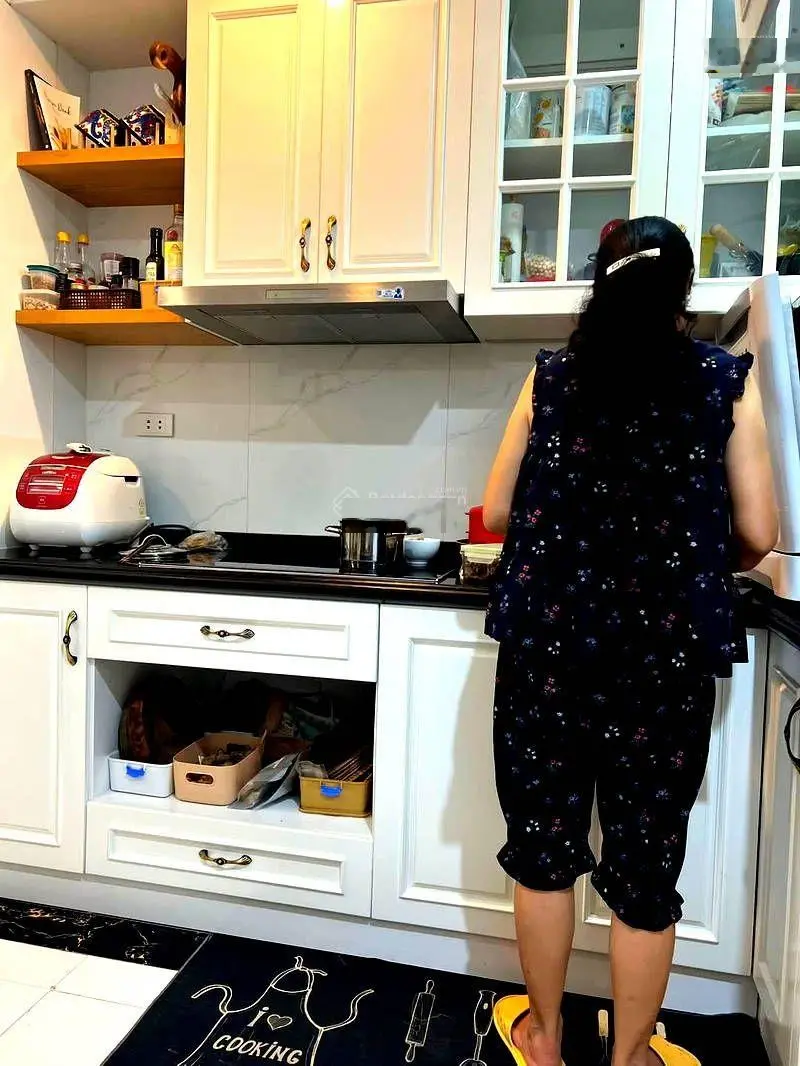 Bán nhà Tây Mỗ. Diện tích: 34m2. Ôtô đỗ cổng, full nội thất Nhập Âu. Gọi ngay 0936936683 (em Mừng)