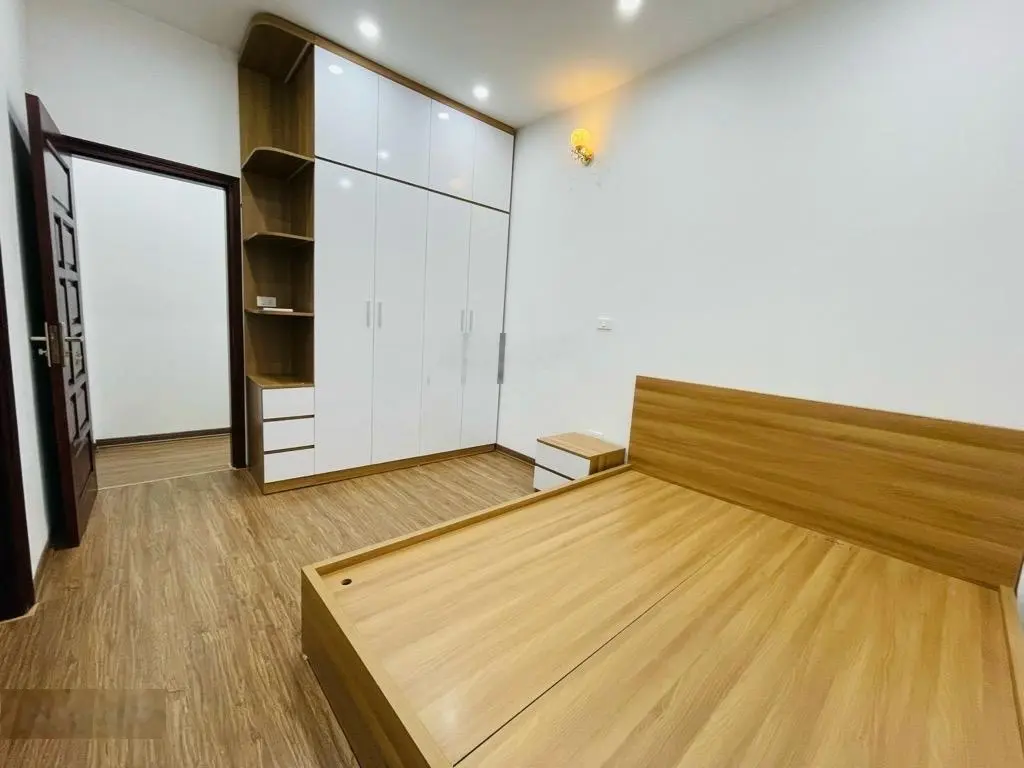 Bán nhà phố Lò Đúc - Cách 1 nhà ra phố ô tô tránh - 45m2 - 4PN. Giá: 8,9 tỷ. LH: 0779 548 ***
