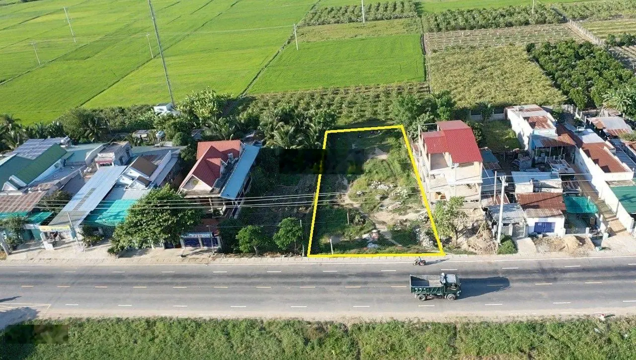 Nút giao cao tốc Cam Lâm Vĩnh Hảo. Mặt QL27A, 20x50m sân bay Thành Sơn 5km, QL1 6km, 12km tới biển