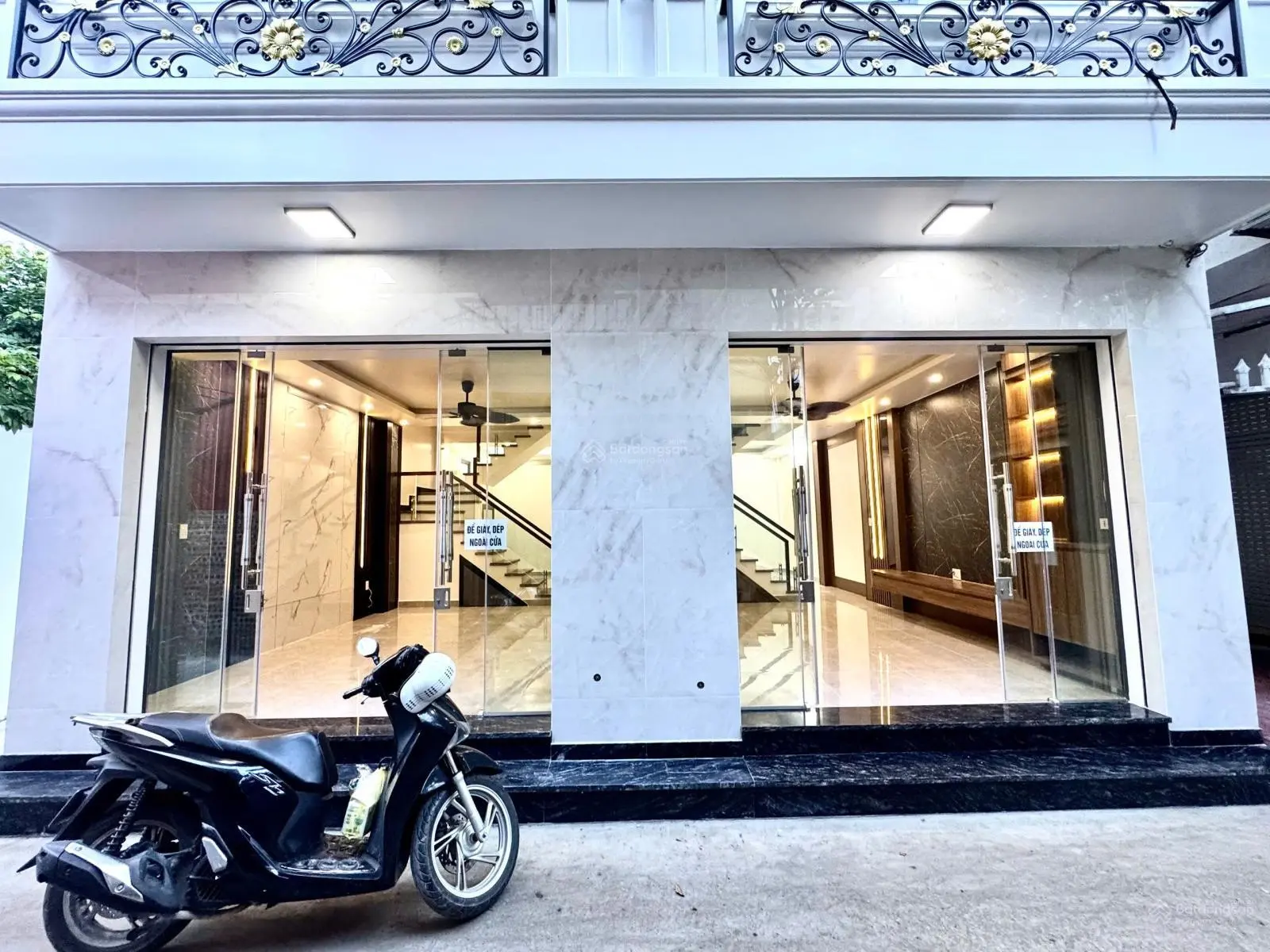 Bán siêu phẩm kinh doanh đỉnh, ở sướng, ôtô đỗ trước cửa Thiên Lôi, Lê Chân, Hải Phòng, giá tốt