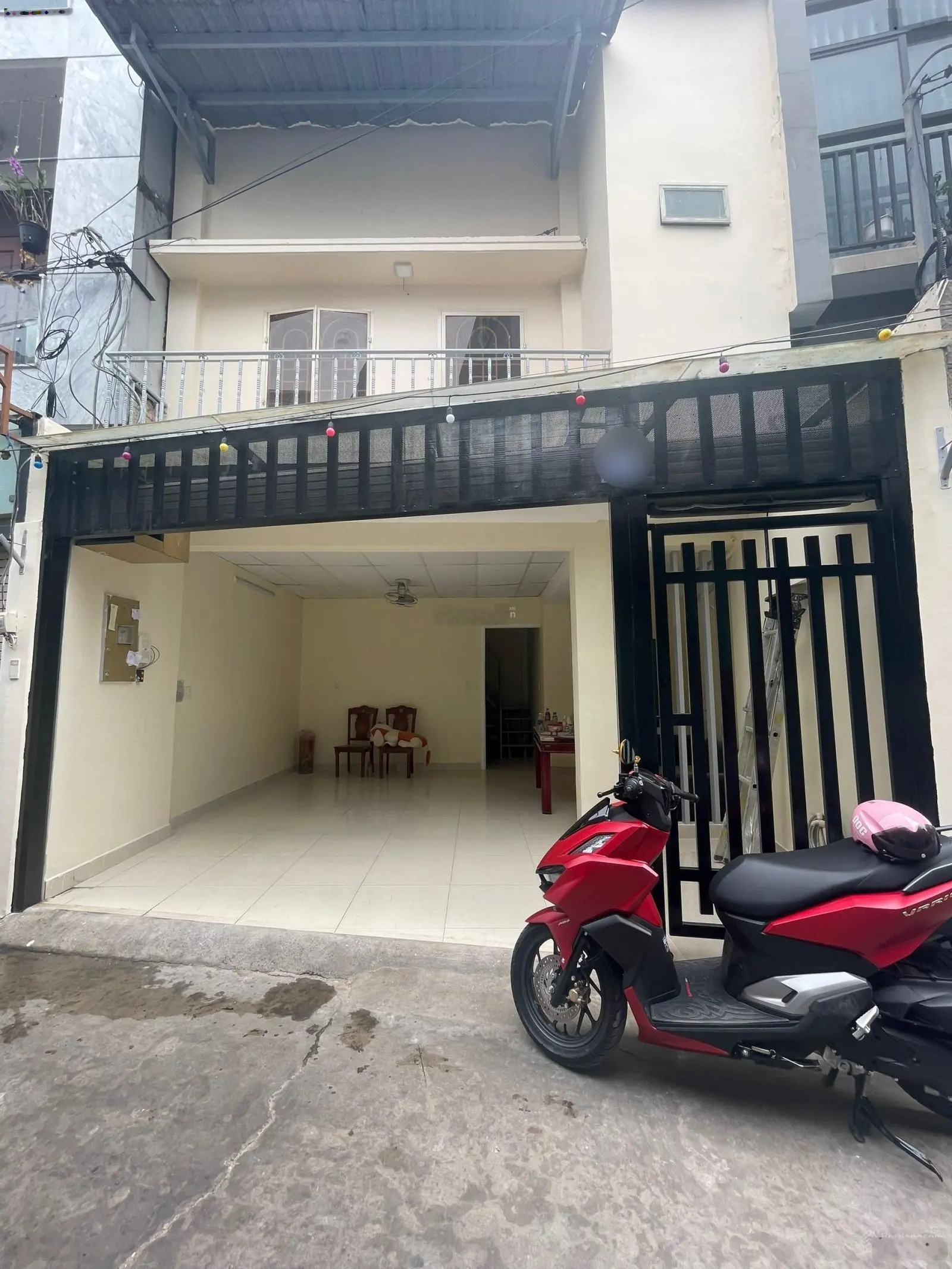 Chủ gửi bán nhà 1 trệt 1 lầu hẻm xe hơi 1/ đường Đình Phong Phú, P. TNP B, Q. 9
