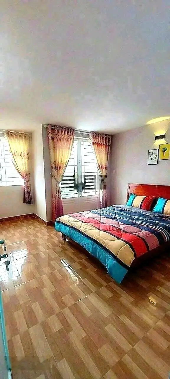 Bán nhà riêng, mặt ngõ phố Thanh Nhàn, 6,9 tỷ, 33m2, 5 tầng, 3PN, 4WC, HBT, HN