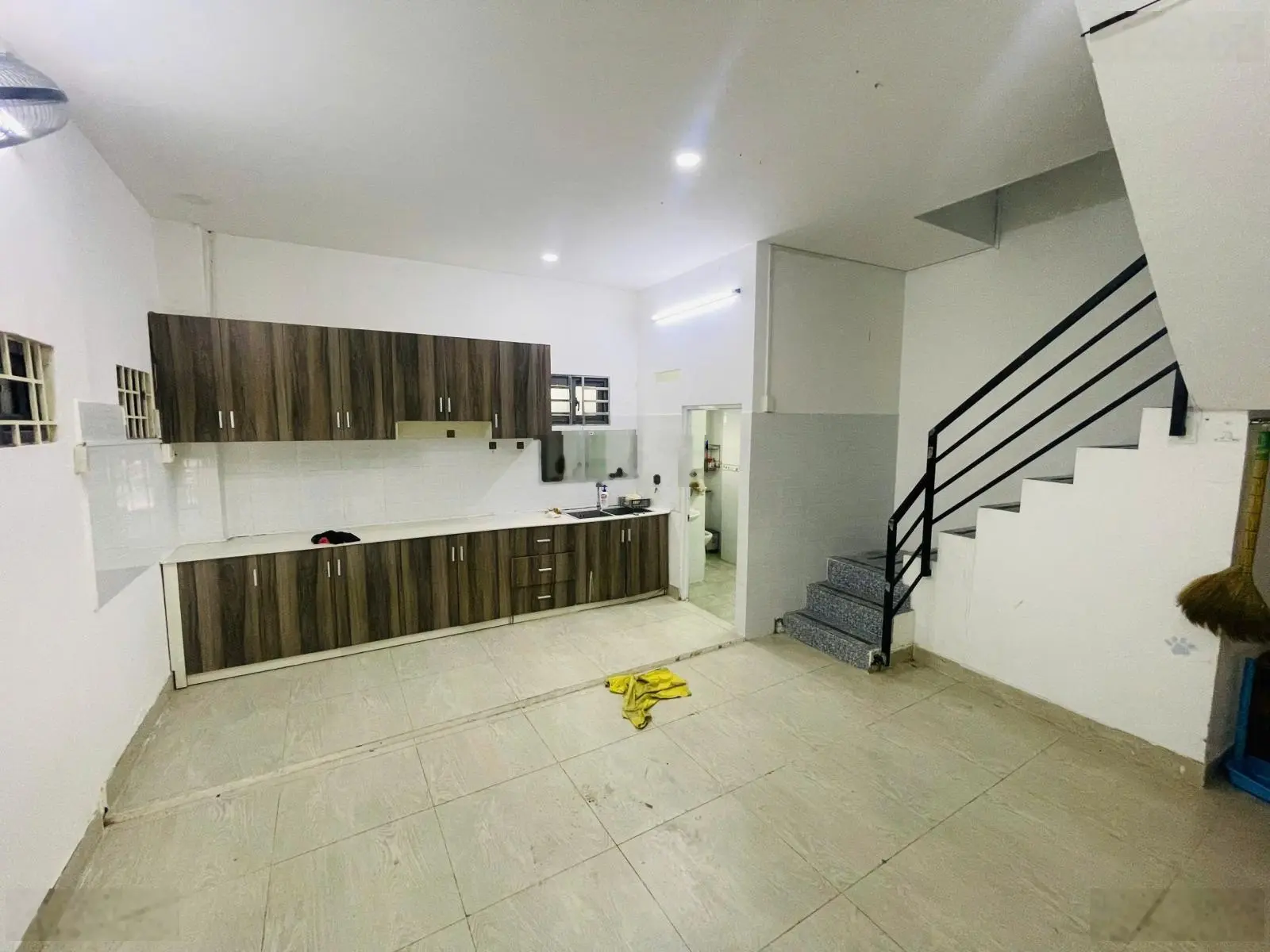 Bán nhà MT đường KD sầm uất Lê Văn Lương ngang 5m, Tân Hưng, Q7. Giá cực sốc 9 tỷ 2 (bớt lộc)