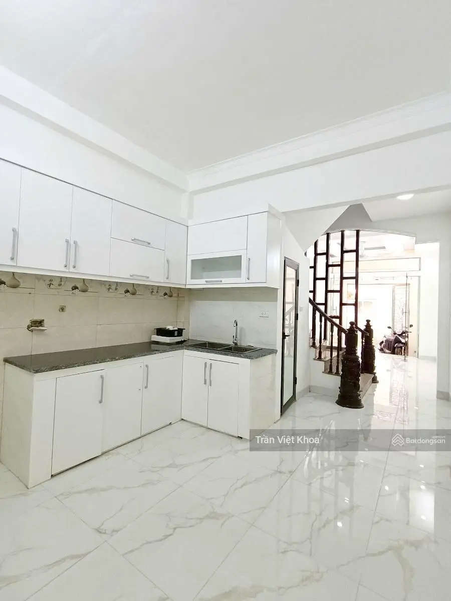 Bán nhà đẹp 4 tầng 48m2 - Phố Lụa, Vạn Phúc - Ô tô lùi cửa - 8.2 tỷ