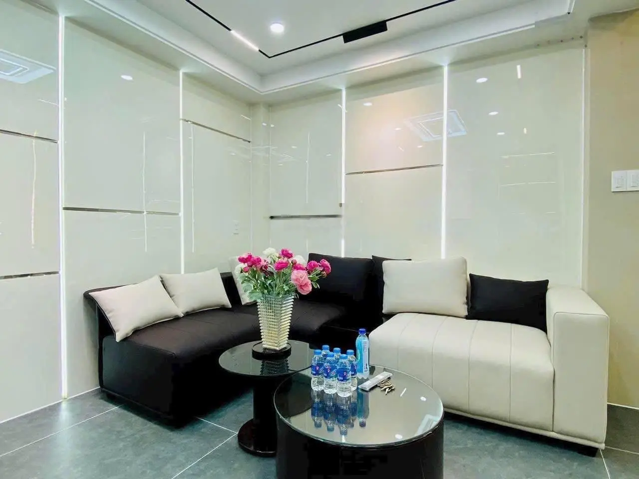 Bán nhà hẻm ô tô Cao Thắng Phú Nhuận. Giá 4tỷ, DT 42,4m2. Nhà chính chủ kỷ gửi