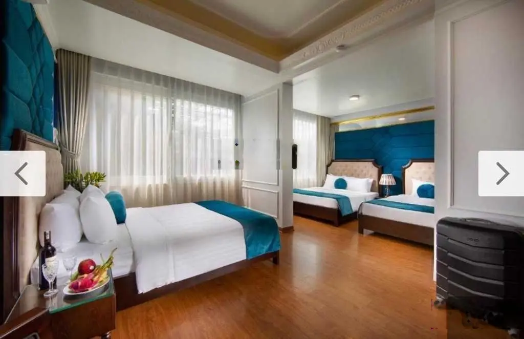 Bán khách sạn 4 sao vip phố cổ gần hồ Hoàn Kiếm cho thuê 302,64 triệu/tháng. LH 0967 066 ***
