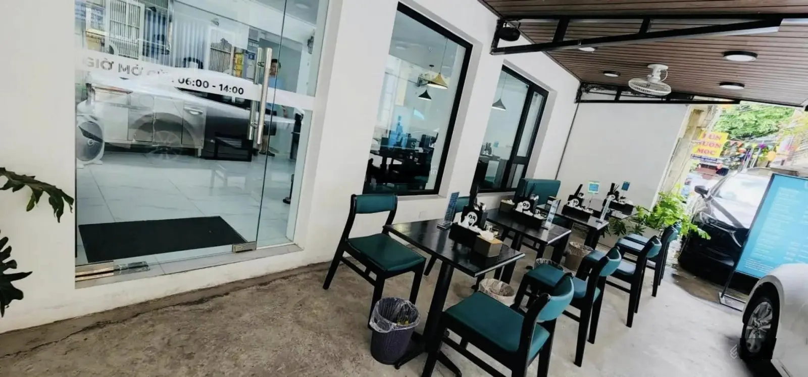 BÁN NHÀ HÀO NAM - ĐANG BÁN PHỞ RẤT ĐÔNG KHÁCH - 70M, MT8M, 5,8 TỶ - Ô TÔ TRÁNH DỪNG ĐỖ THOẢI MÁI.