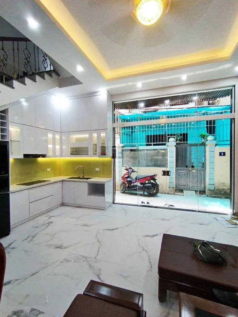 BÁN NHÀ TỨ HIỆP NHÀ MỚI KOONG GẦN 70M GIÁ CHƯA ĐẾN 6 TỶ