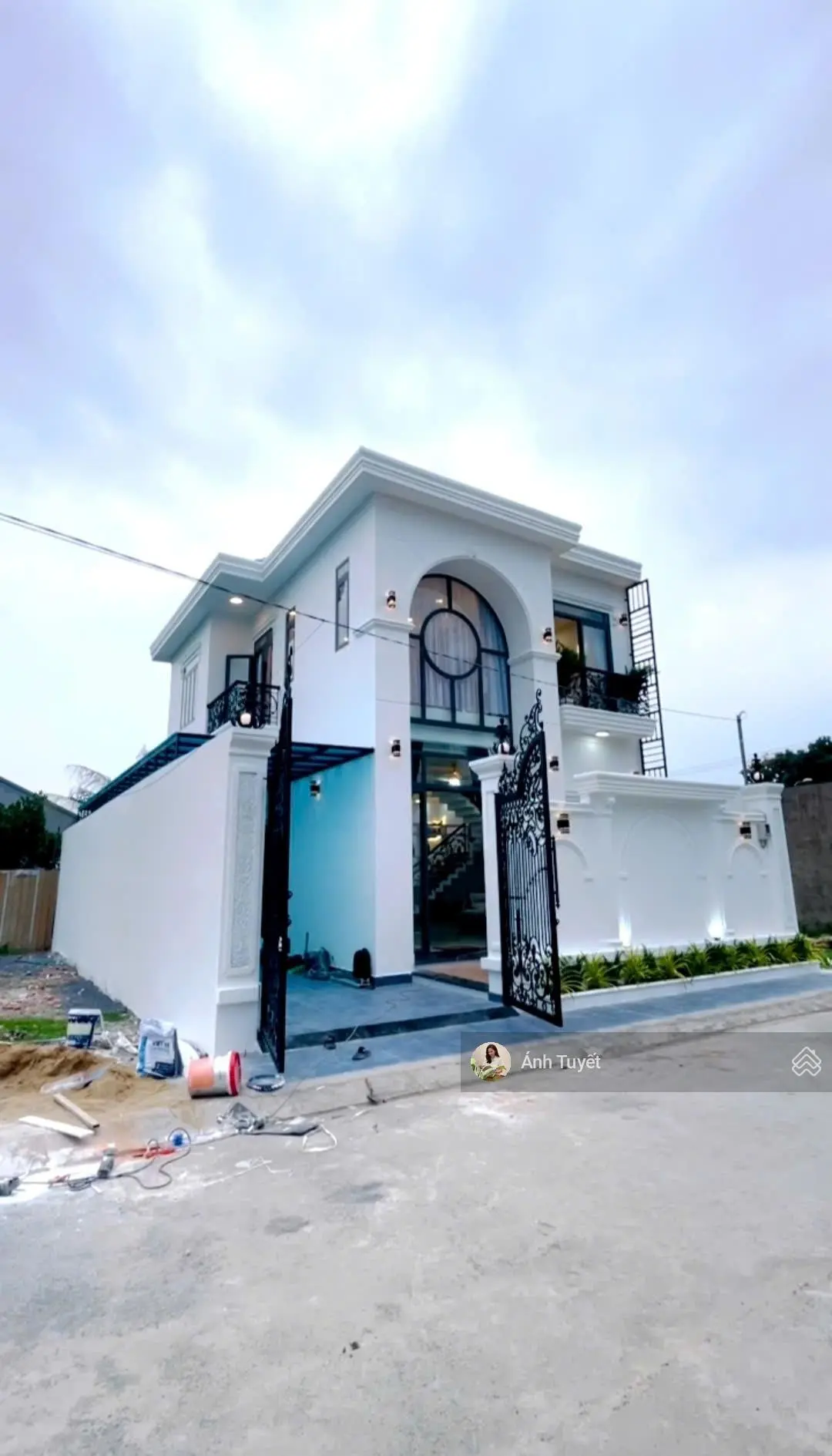 Giảm giá 600 triệu từ 1.4 tỉ xuống còn 800 triệu nhà Góc 2MT Đinh Đức Thiện 12x25m 1 lầu, SHR