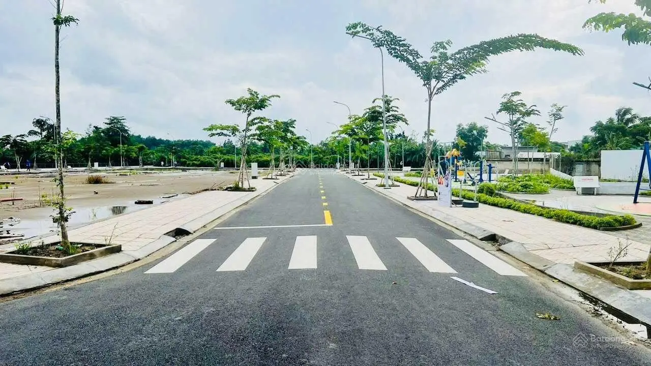 Kẹt tiền bán gấp lô đất 100m2 - giá 900tr/nền - sổ sẵn - công chứng ngay
