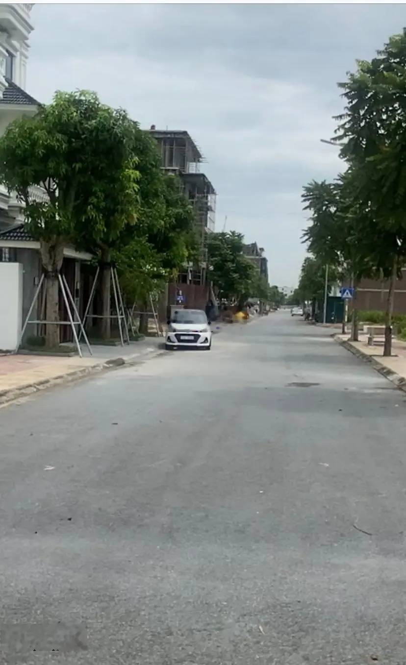 Bán lô biệt thự hướng Đông Nam KĐT Vũ Phúc vị trí thoáng đẹp - LH 0984 578 ***