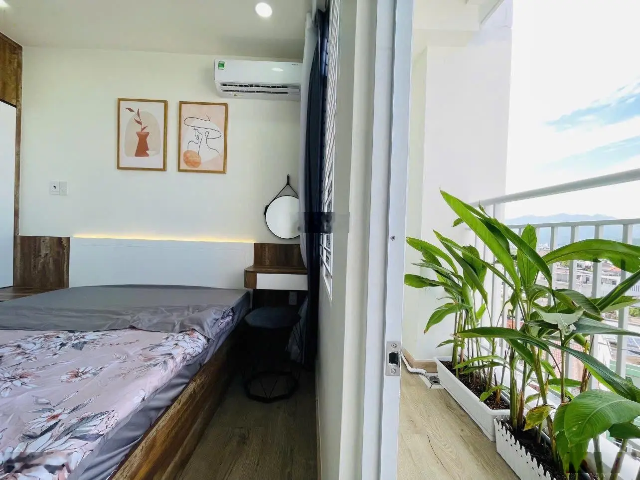 Bán căn hộ CT1 khu đô thị Vĩnh Điềm Trung Nha Trang, nội thất mới 100% đẹp lung linh