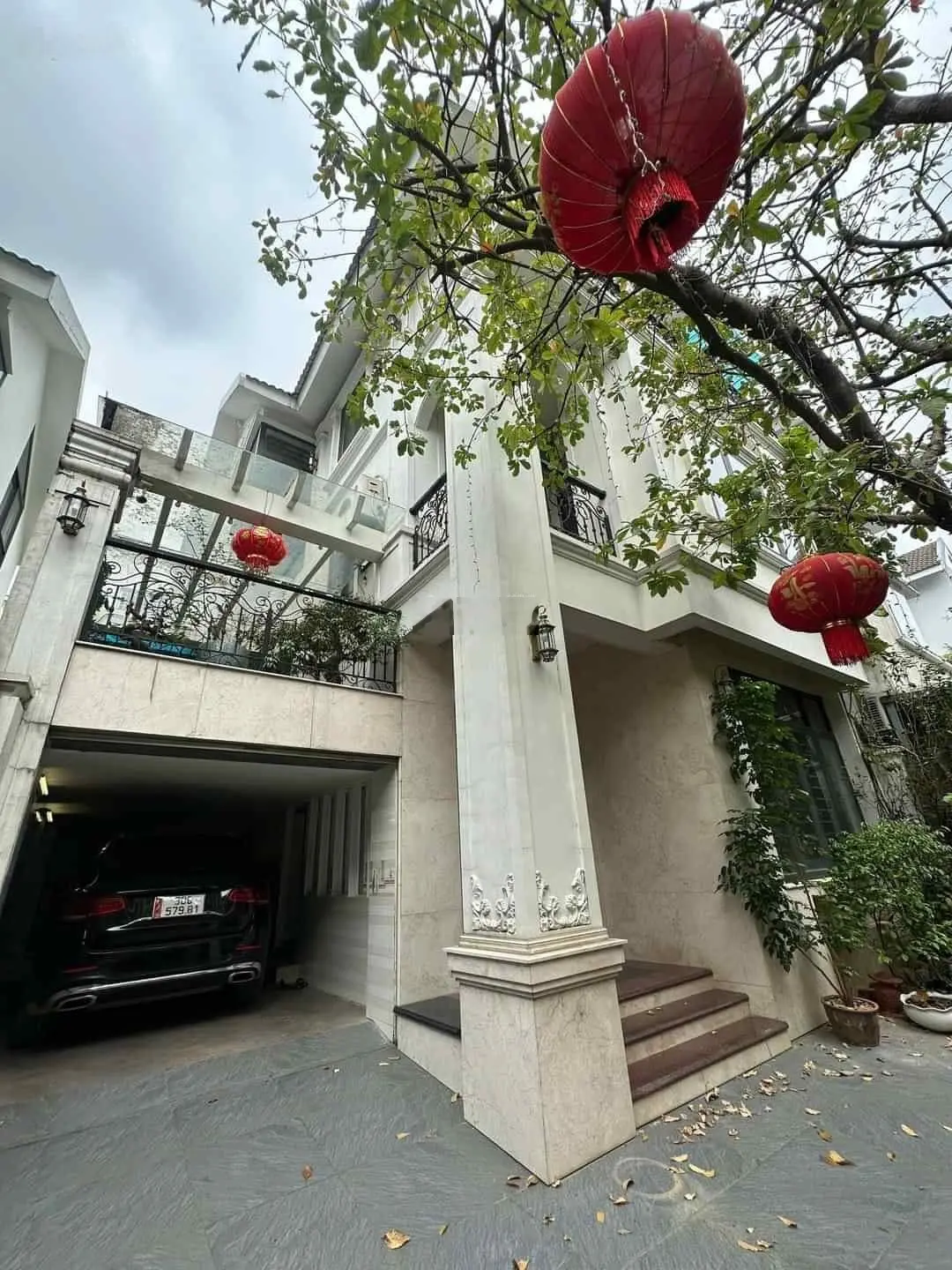 Bán biệt thự KĐT Văn Phú, Hà Đông 200m2, 3 tầng, MT 10m = 34 tỷ