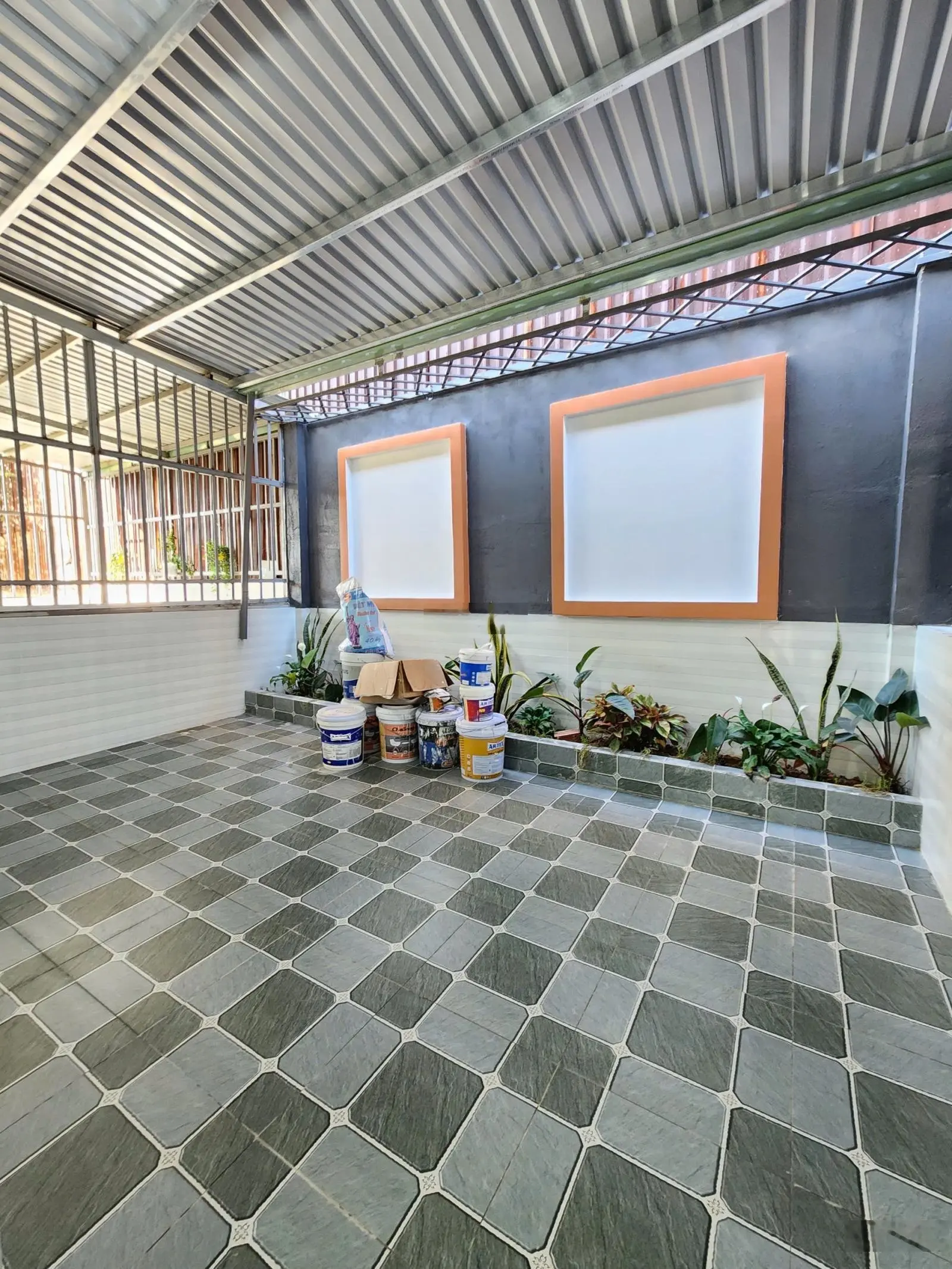 Nhà Phố: 4Tỷ800_85m2 Ngang 5m Nhà 1 Trệt 2 Lầu Full Nội Thât KDC Ngay Vòng Xoay An Phú, TP.Thuận An