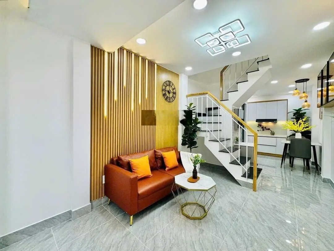 Nhà riêng 3PN, 3WC, 80m2, giá 2 tỷ 700tr, tại đường An Phú Tây, Bình Chánh, SHR, hỗ trợ vay NH