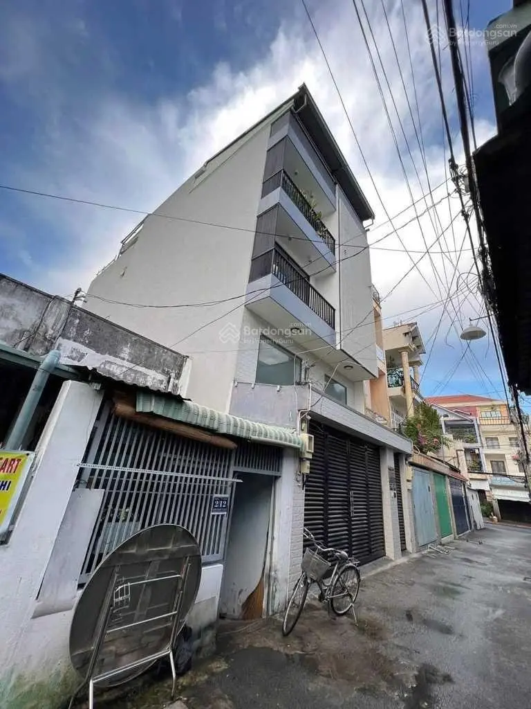 Hiệp Phú - ngay Ngã Tư Thủ Đức - Lê Văn Việt 100m2 - full thổ cư ô tô đậu chỉ nhỉnh 6tỷ có bớt