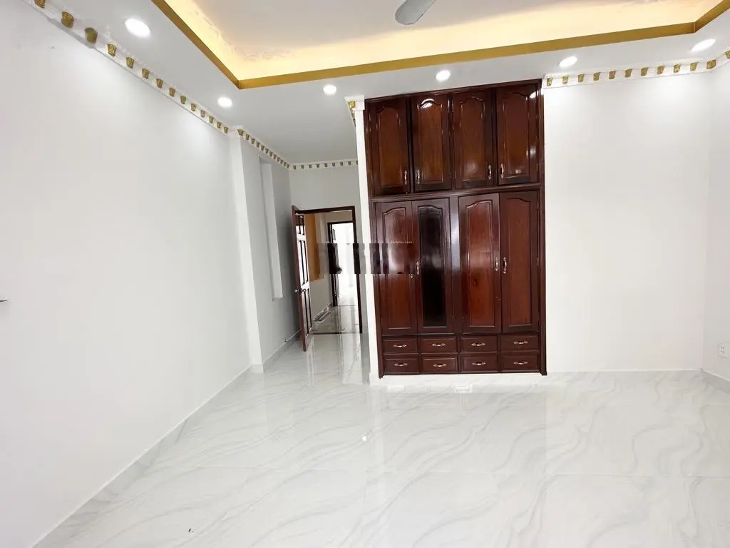 Bán nhà 5 tầng HXH đường Thạch Lam, 82m2, nhỉnh 7tỷ (còn bớt)
