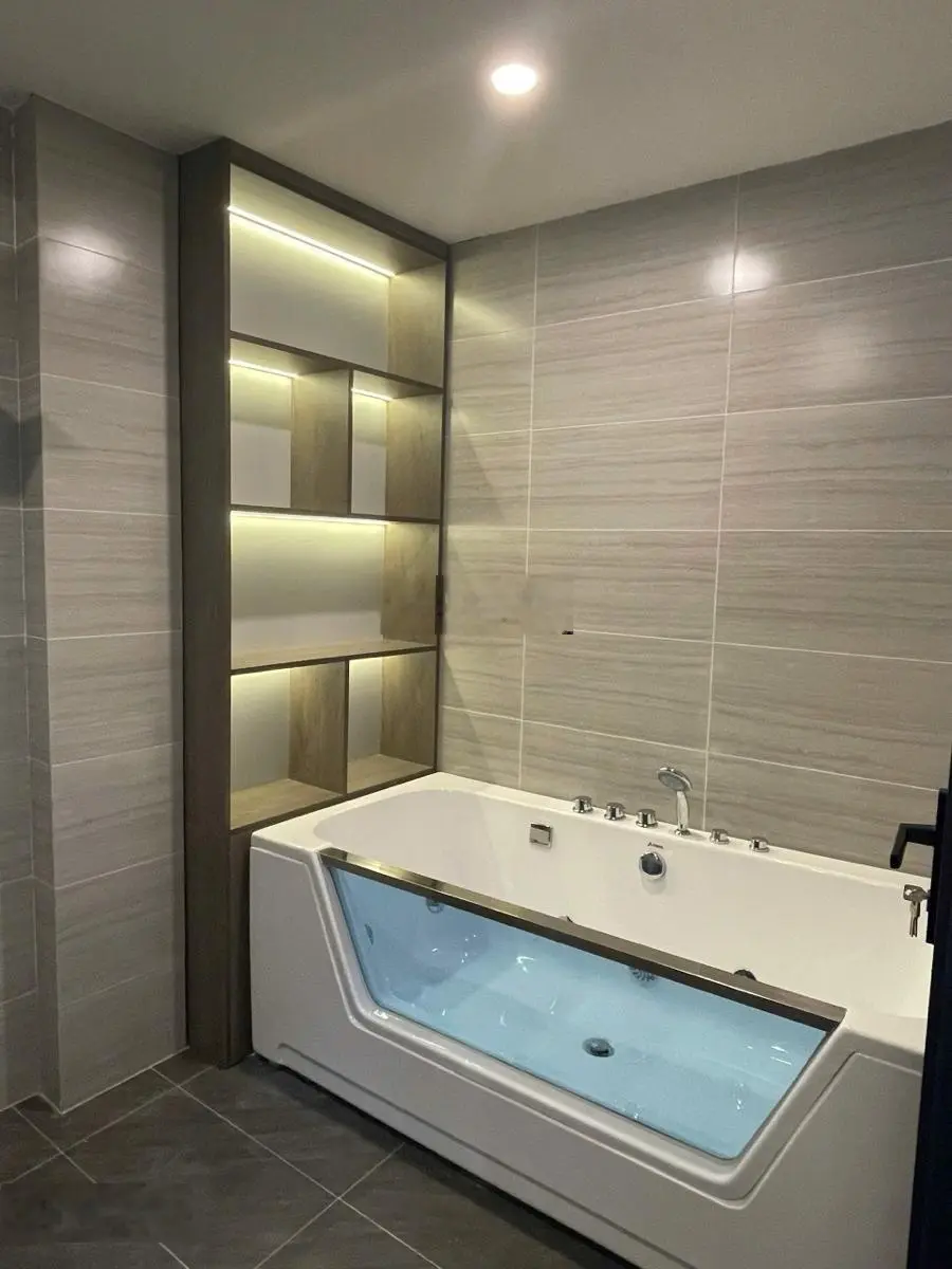 Bán nhà phân lô Huỳnh Thúc Kháng, ngõ thông 2 ô tô tránh, gara, vỉa hè, KD, 65m2.8T, thang máy.
