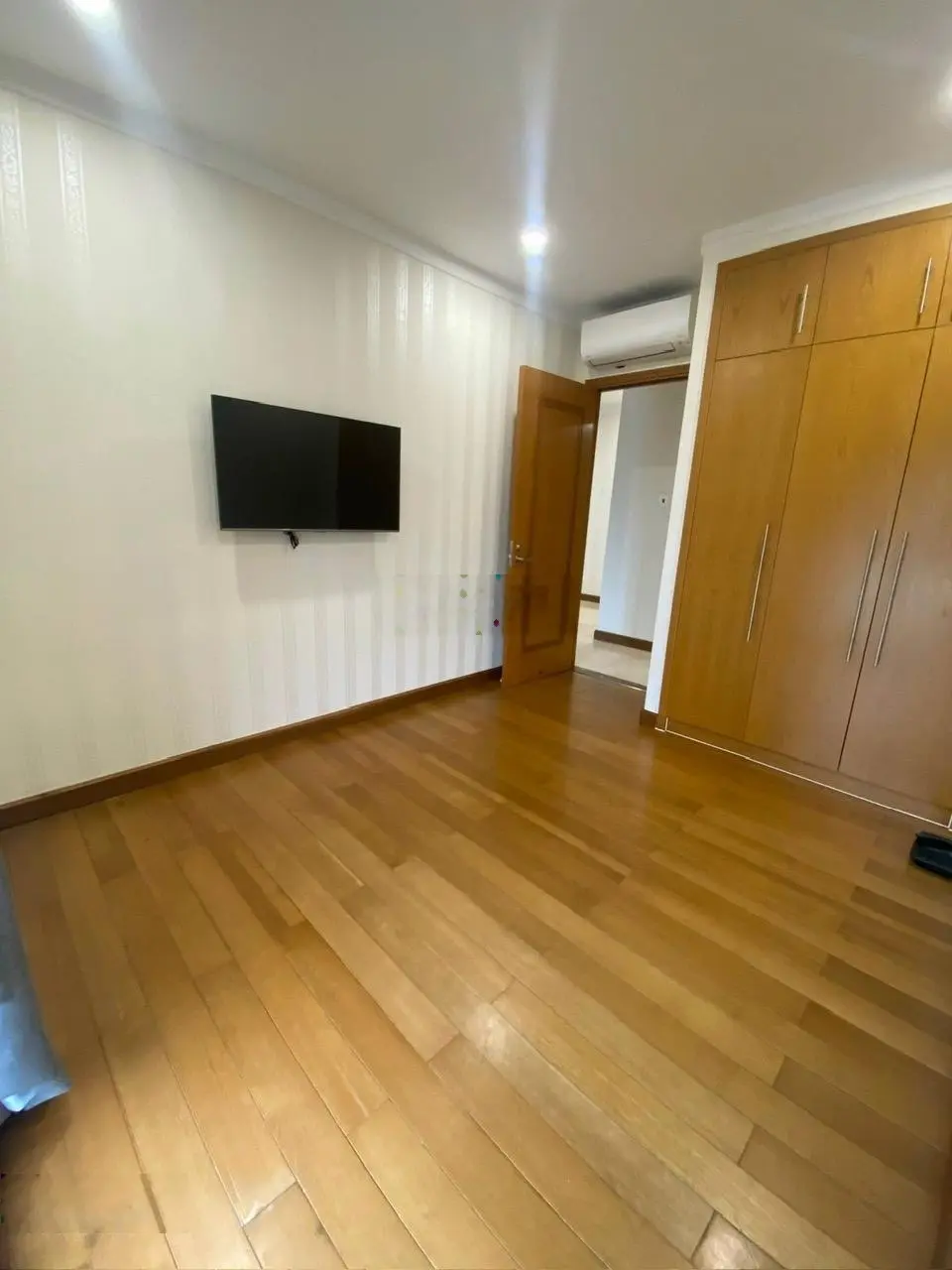 Chính chủ cần bán nhanh căn hộ 2PN 2WC 78m2 Sài Gòn Pavillon Quận 3, sổ hồng lâu dài, 8.4 tỷ TL