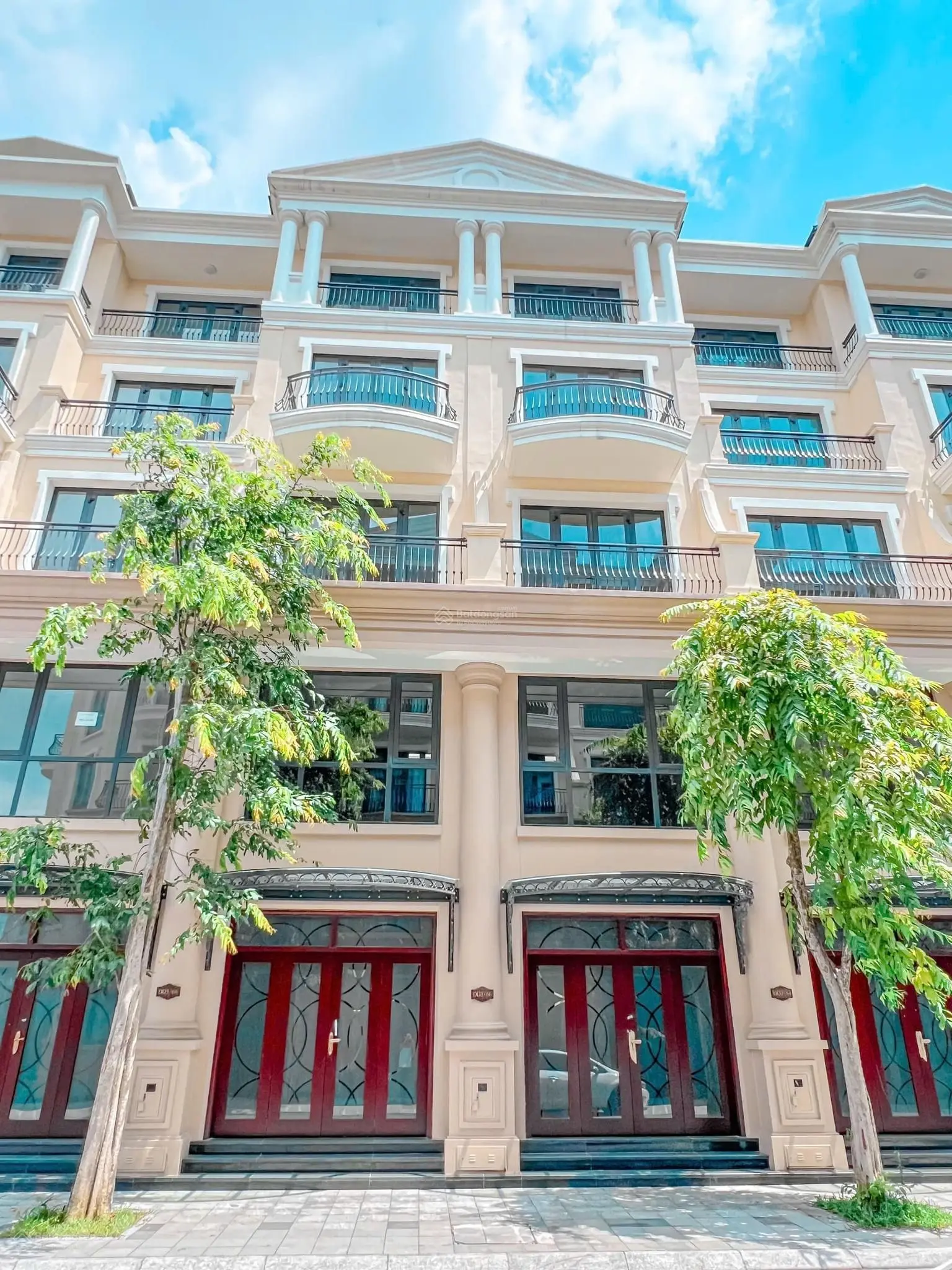 Bán liền kề Đảo Dừa DT 63m2 XD 5 tầng, khu VIP thứ 2 Vinocp2 sát bể bơi, quảng trường, giá 8.7 tỷ