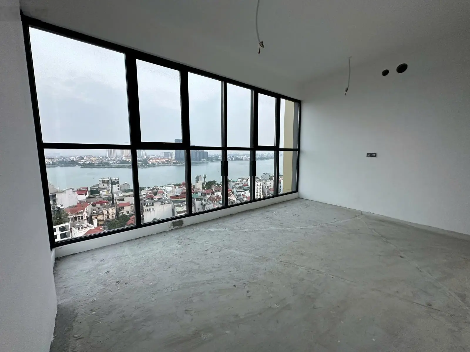 Bán căn Duplex Heritage Westlake view trực diện Hồ Tây giá 71 tỷ hàng hiếm