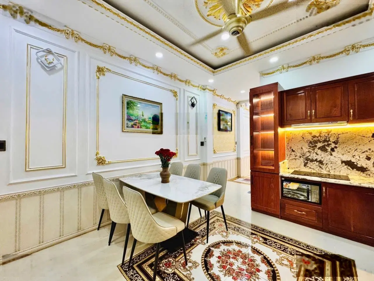 Cô lan phương bán gấp lại 2.38tỷ 52m2 4x13 ở võ văn tần p5 quận 3 dọn vào ở ngay luôn