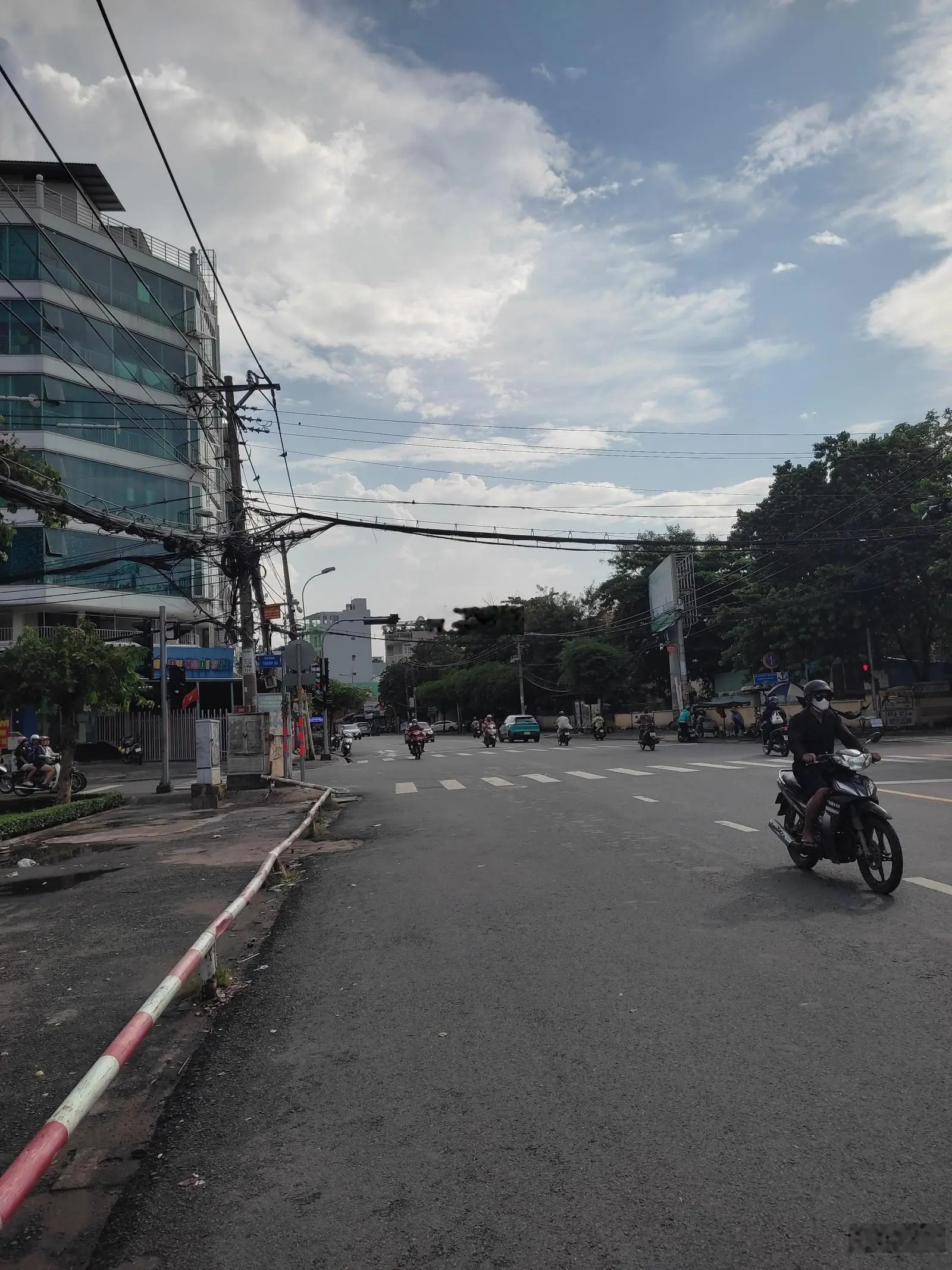 Bán nhà mặt tiền Bình Quới: (8,3x24,5) =203m2 - 3 tầng: 55 tỷ