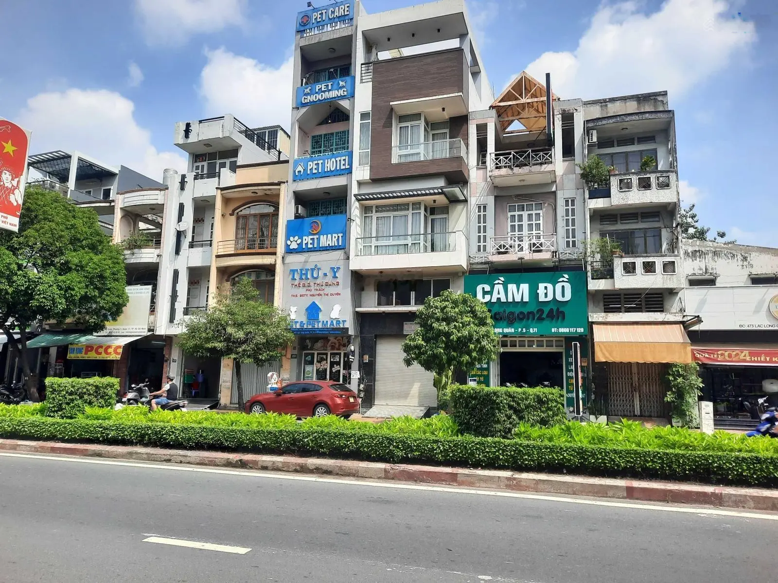 Chia tài sản các con bán nhà 2 mặt tiền 1T1L Lạc Long Quân P5 Q11 90m2 4*25 chỉ 150tr m2