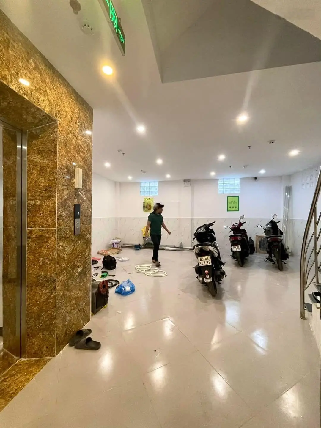 Bán tòa CCMN phố Hoàng Mai 68m2 * 6 tầng * 12 phòng full đồ. Doanh thu đạt 50tr/ tháng