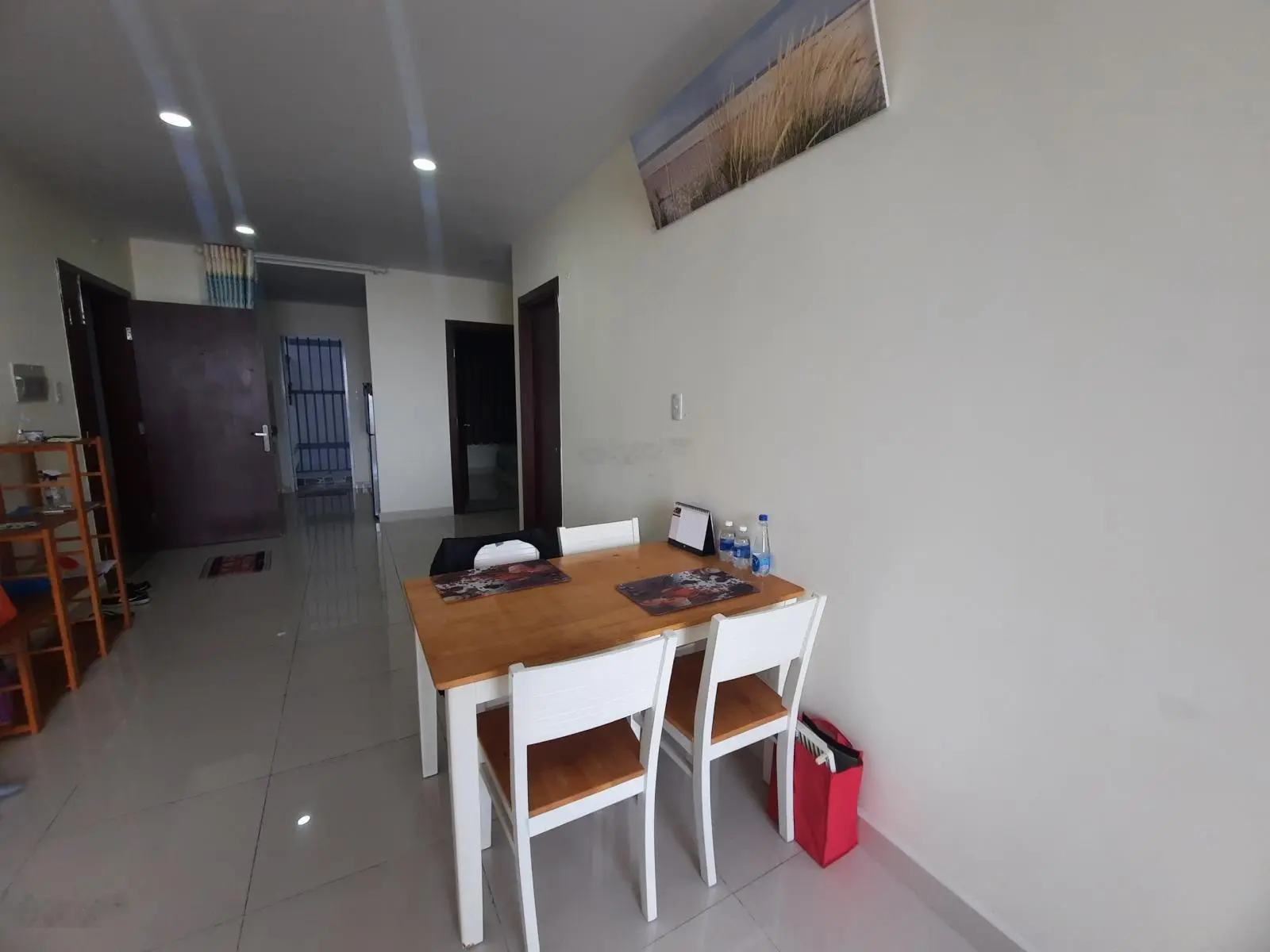 Cần bán chung cư 8X Rainbow (Ngọc Đông Dương) 83m2 3PN giá 2,2 tỷ