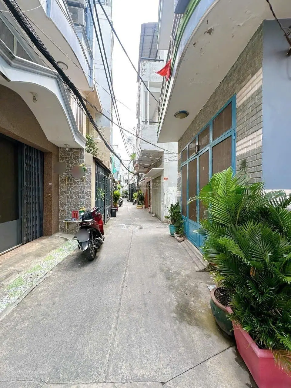 Bán nhà Lạc Long Quân 6 tầng ôtô đậu cửa kề bên chợ vải Tân Bình gần sân bay Tân Sơn Nhất 7,2 tỷ!