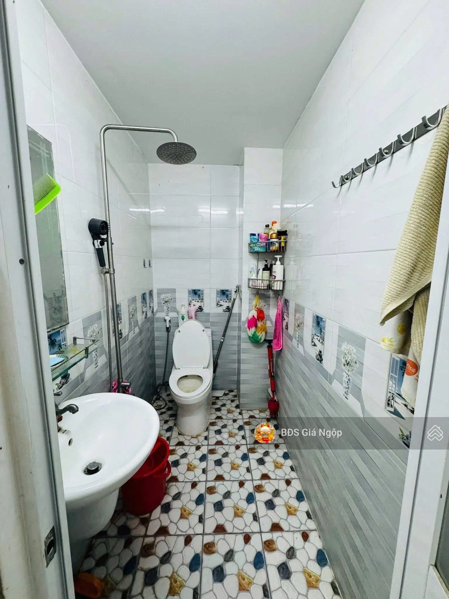 Bán nhà ung văn khiêm phường 25 bình thạnh hẻm 5m dt 55m2 sát đh hutech