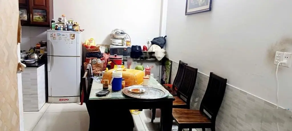 Chủ nhiệt cần bán gấp! Nhà 4 tầng, DT: 53m² vuông vức, hẻm 3.5m gần MT Đ. Nguyễn Duy Trinh, 6 tỷ TL