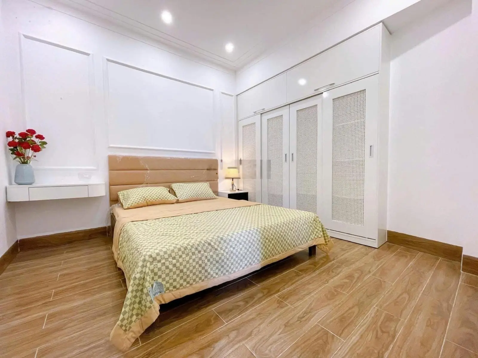 Cần bán biệt thự 2 mặt tiền kiệt gần trường Duy Tân, diện tích lớn 107m2, giá nhỉnh 4 tỷ