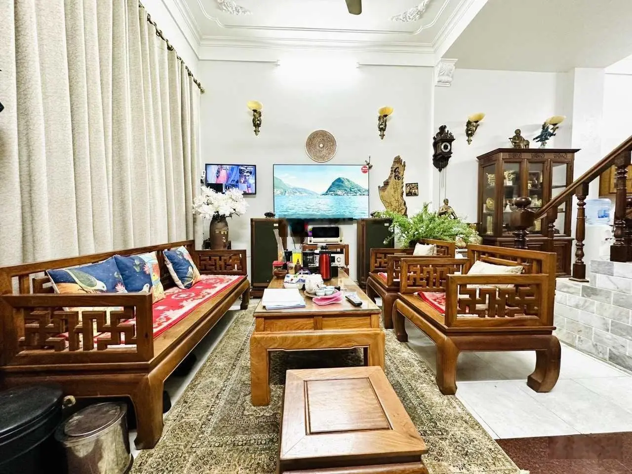 Bán nhà mặt phố khu vực Nguyễn Chí Thanh lô góc 3 mặt thoáng kinh doanh tòa nhà văn phòng
