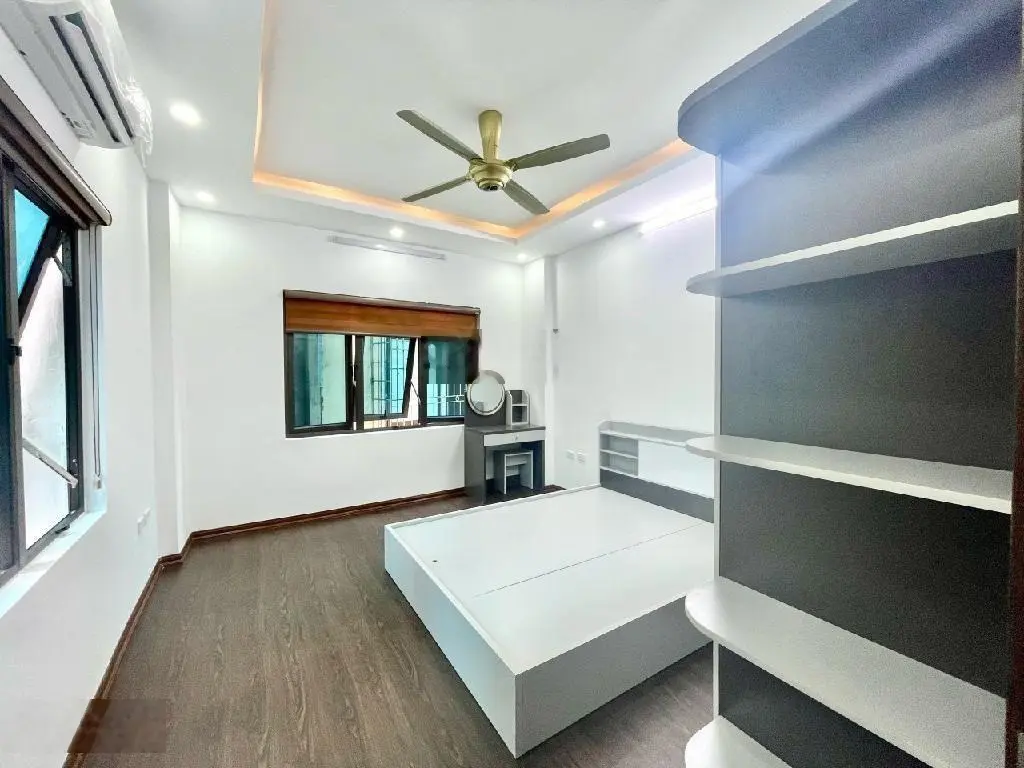 BÁN NHÀ ĐÊ LA THÀNH NHỎ - 35M2 - 5TẦNG - NHỈNH 6 TỶ