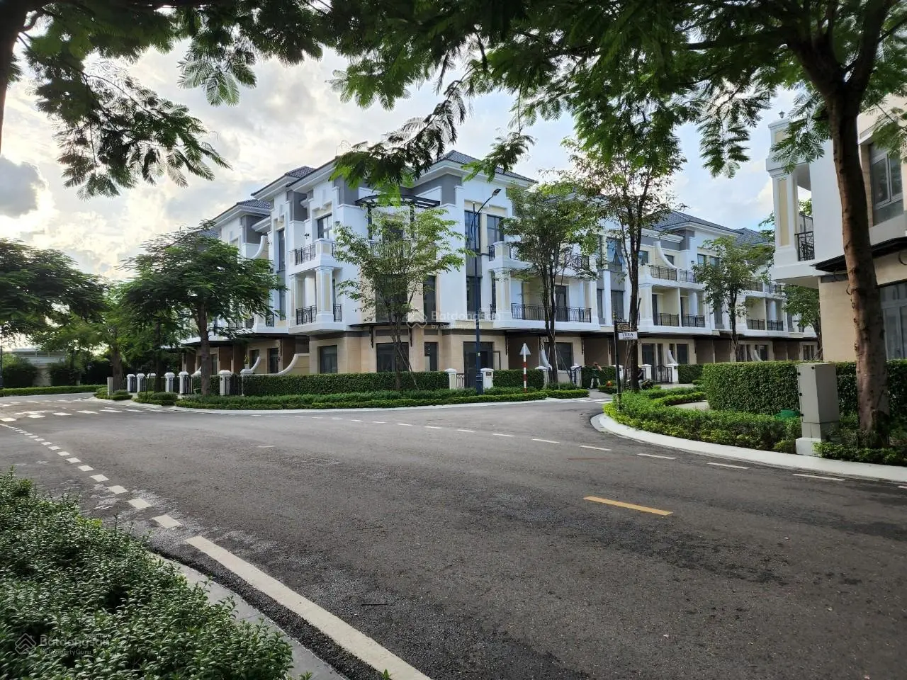 Căn Nhà Phố Diện Tích Hiếm 6x20 KDC VEROSA PARK, Giá Bán 18 Tỷ Nhà Thô