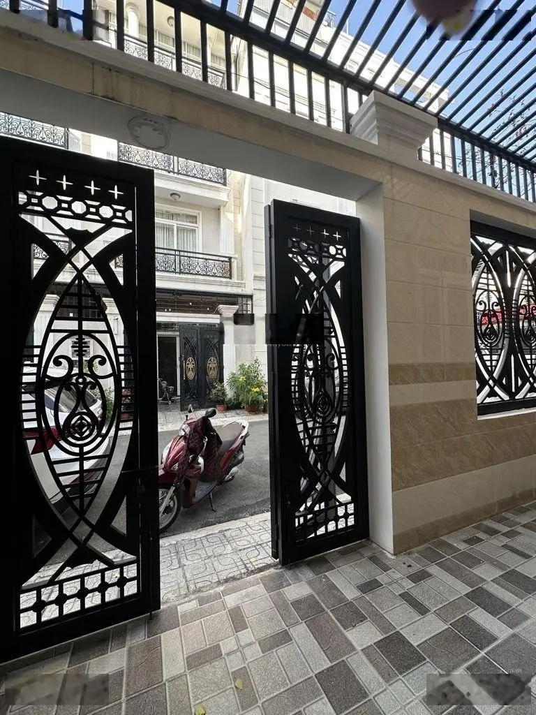 Nhà mới đẹp 4 tầng 52m2(7,6x7m) Đường Ôtô 7m Trường Thọ Thủ Đức; 5PN, chỉ hơn 6 tỷ