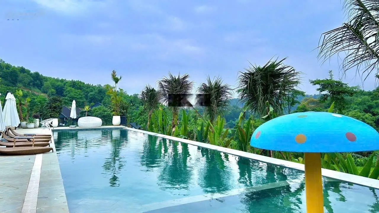 Chính Chủ lô nằm trong quần thể nghỉ dưỡng - Diện tích 159m - 75m ONT - Căn Hộ 2PN + 1PK