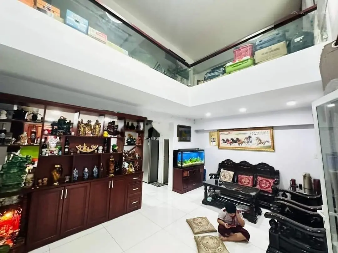 Chính chủ bán gấp nhà Trần Tuấn Khải,Quận 5-Giá 3,67tỷ/68m2(4x17m), sổ sẵn. Đang cho thuê 21tr/th