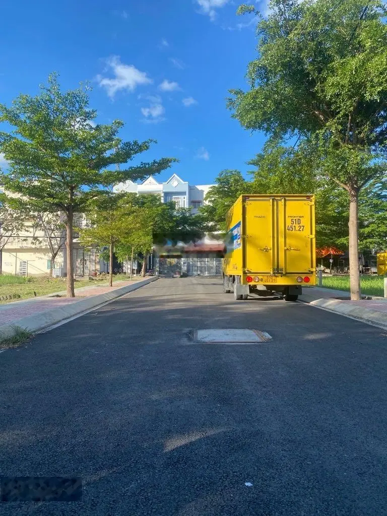 Bán đất 5x20m khu phân lô Đào Tông Nguyên trung tâm Nhà Bè giá chỉ 5 tỷ mấy