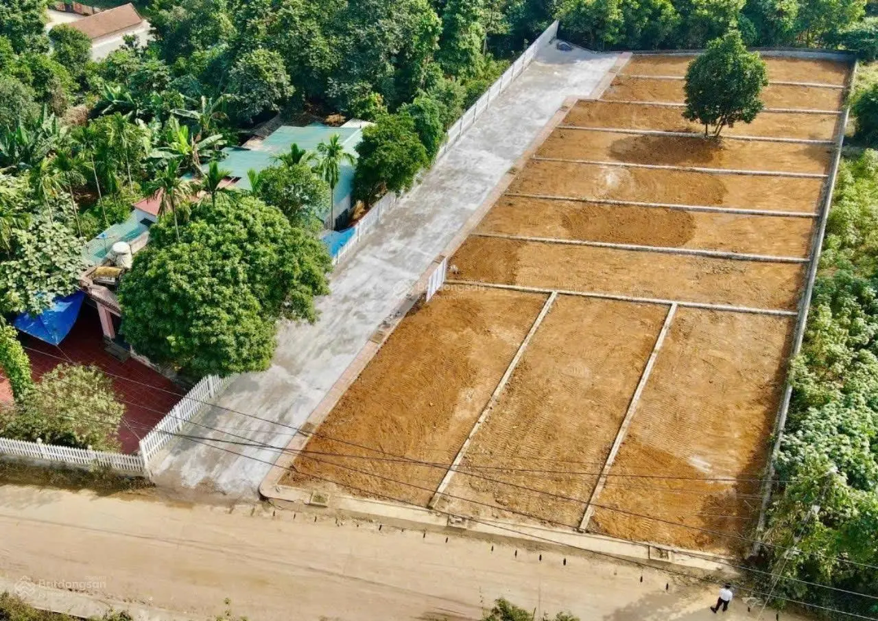 Bán 127m2 lô góc trục chính đường liên xã Phú Mãn đẹp lắm giá đầu tư