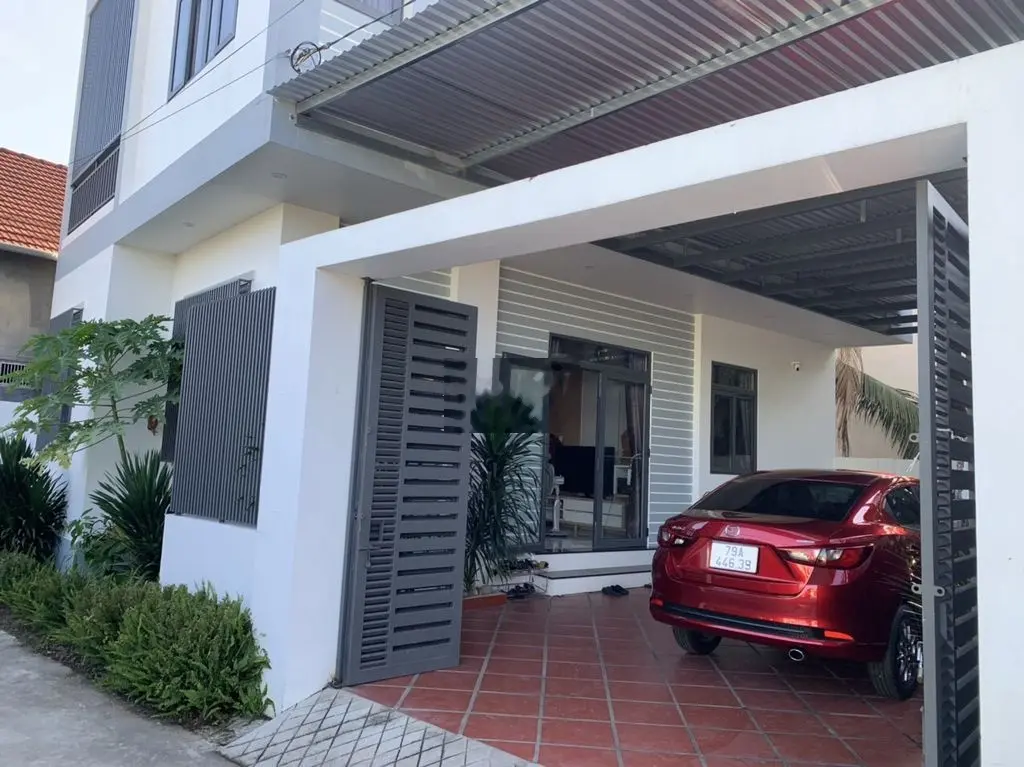 Bán nhà 2 tầng mới xây đầy đủ nội thất Diên Sơn, Diên Khánh