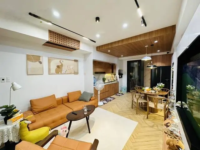 Chính chủ cần bán nhà Vũ Tông Phan 40m2*5T*4m MT - ngõ rộng - lô góc - ô tô 15m - ngõ kinh doanh