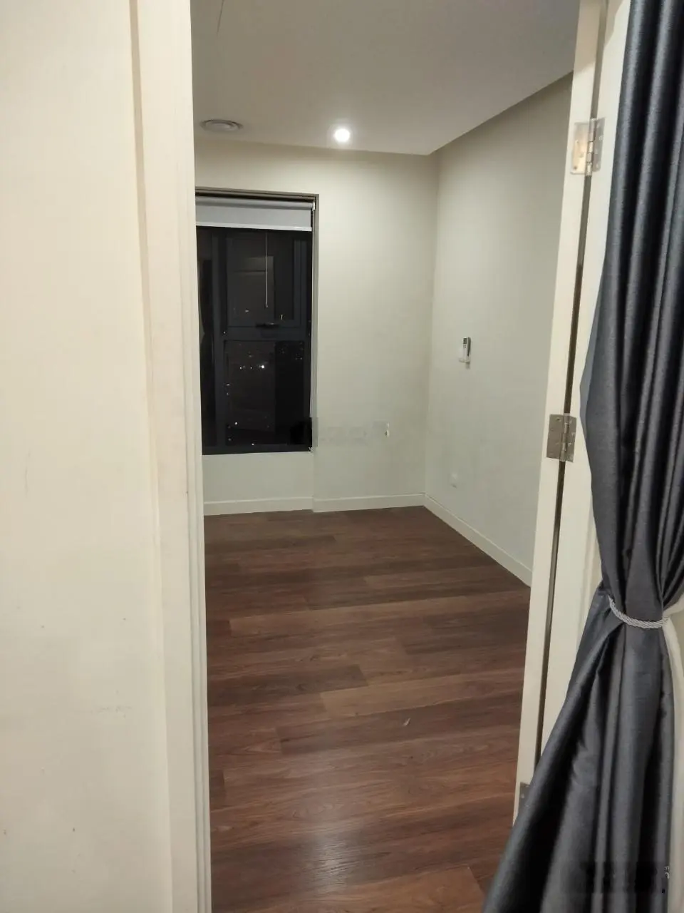 Giá thật! 3pn, 2wc, Bc Đông Nam, tầng cao, giá thật chỉ 7,3 tỷ. Nội thất cơ bản. LH: 0343 202 ***