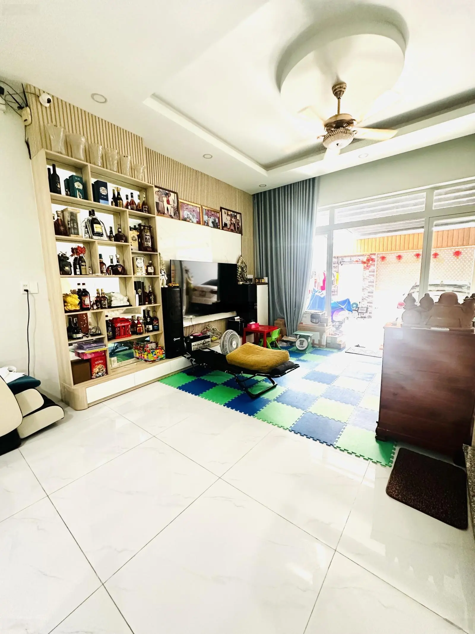 Nhà đẹp 3 tầng - Dọn vào ở ngay - Ô tô ngủ trong nhà - Hoàn công chuẩn