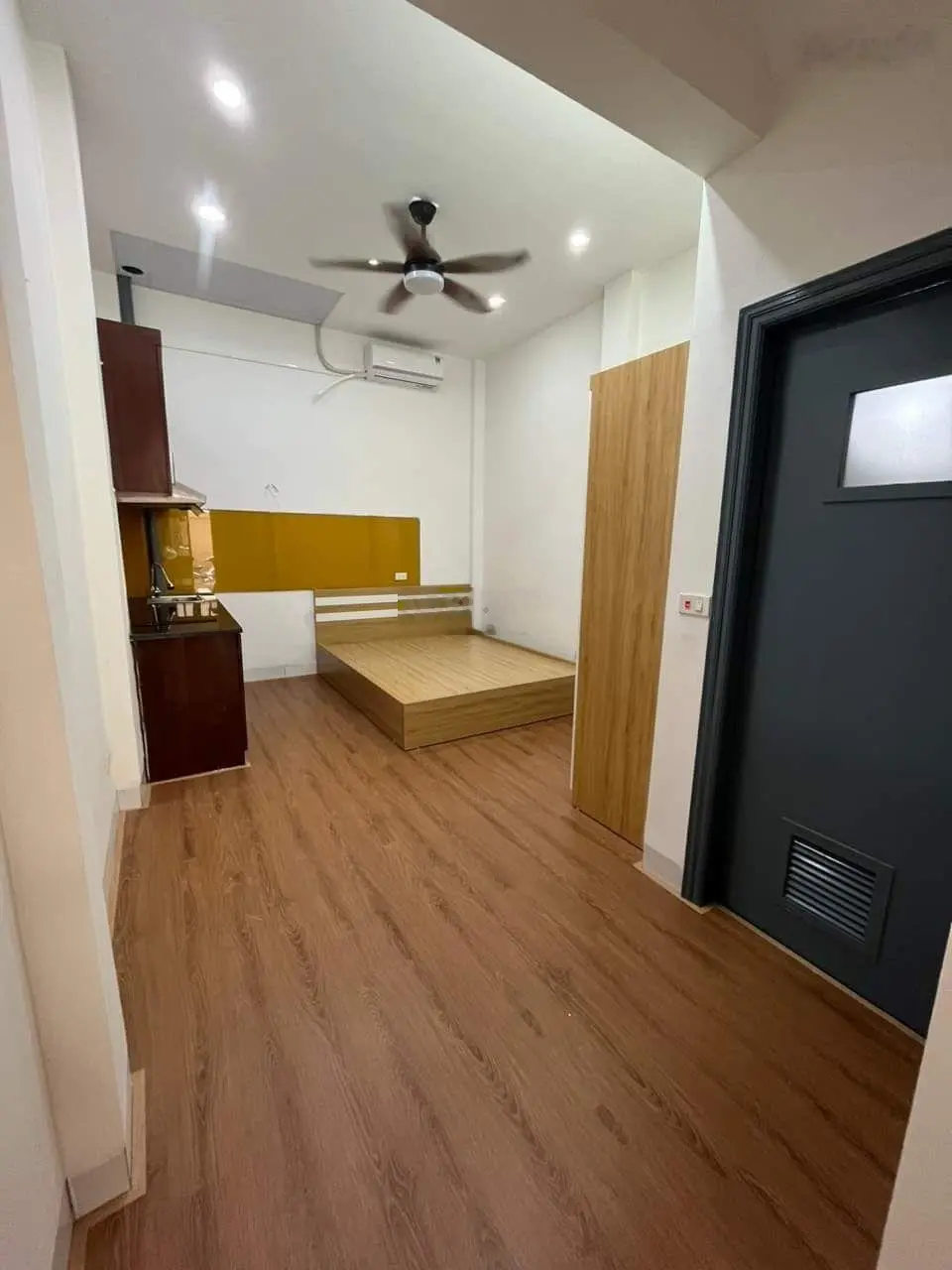 Nhà mặt ngõ phố Trần Quý Kiên, 30m ra phố, ngã tư Cầu Giấy - GIÁ RẺ TRONG KHU VỰC